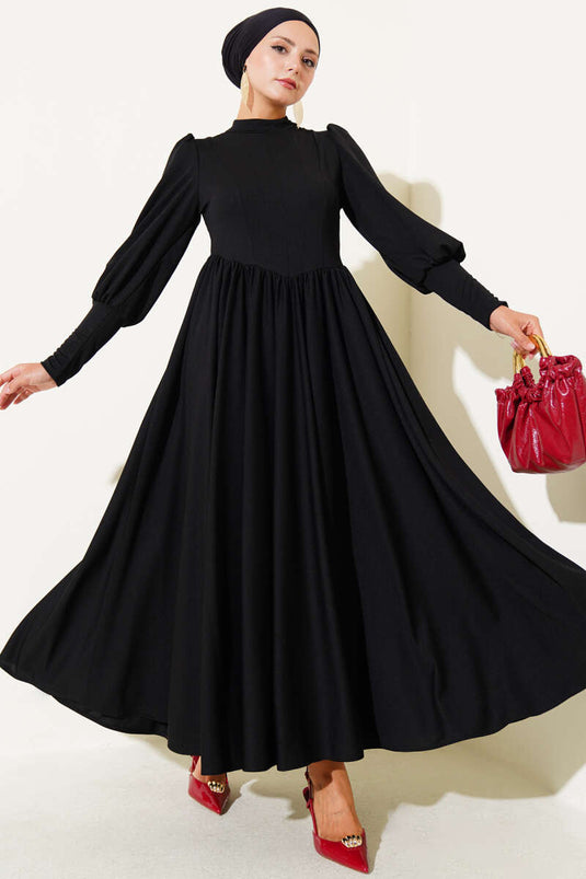 Önü Dikişli Bel Büzgülü Elbise Siyah