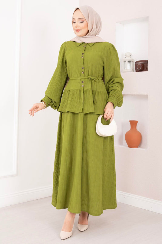 Ensemble deux pièces avec jupe à boutons devant, vert olive