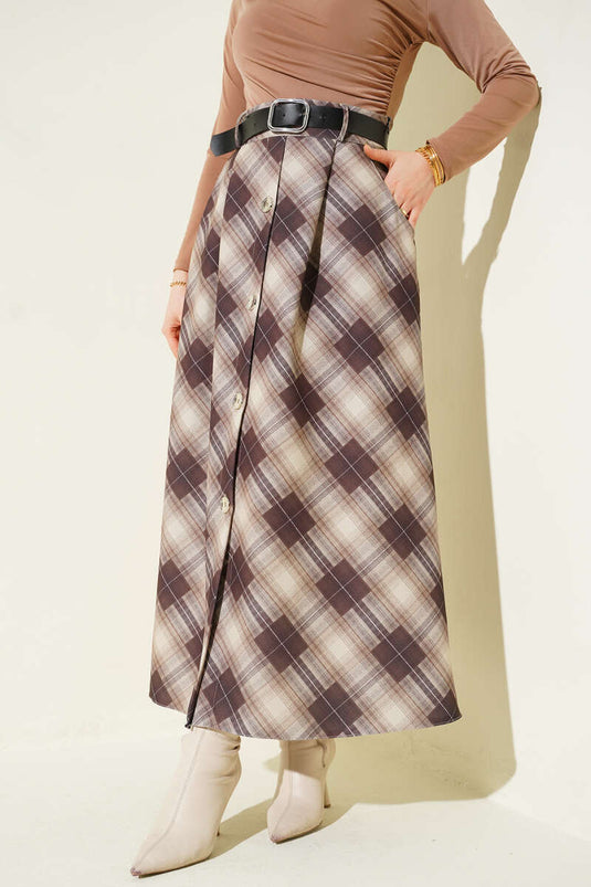 Jupe à carreaux beige avec boutons sur le devant