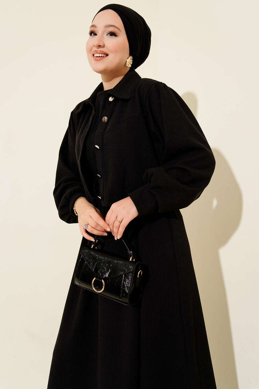 Schwarzer zweiteiliger Anzug mit Knopfleiste