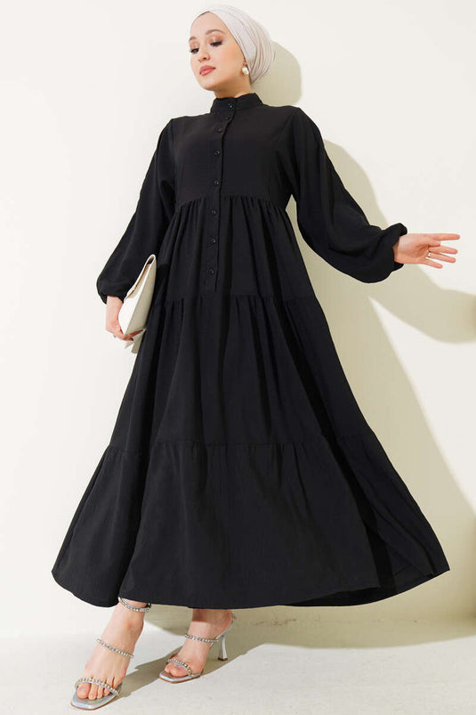 فستان أساسي متعدد الطبقات بأزرار أمامية باللون الأسود