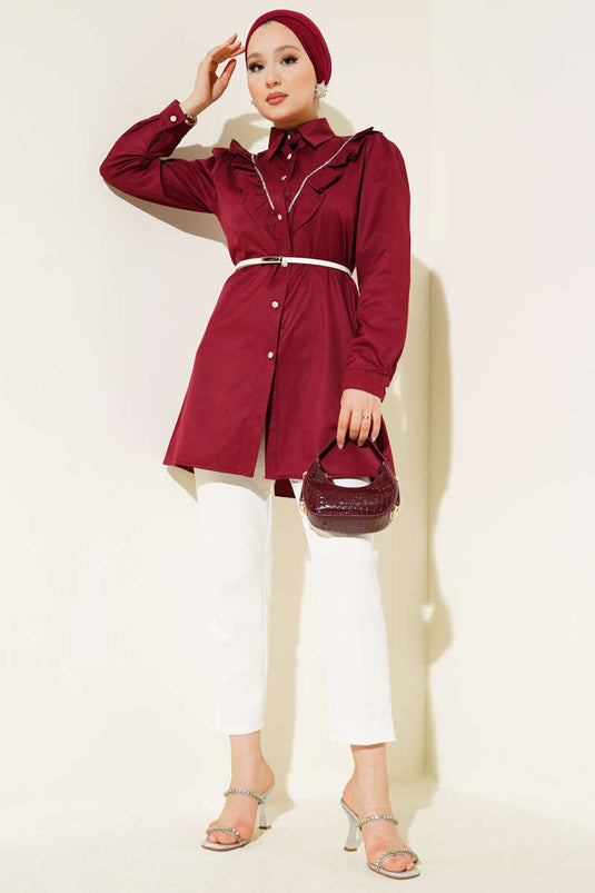 قميص انتقالي بأزرار مخططة بالحجارة من الأمام باللون العنابي