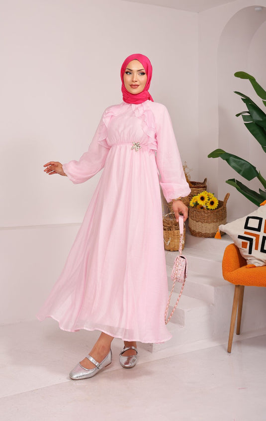 Vestido Modesto Rosa Con Detalle De Lazo Y Volantes En El Frente