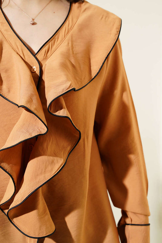 Ruffle Front Piping Shirt Latte