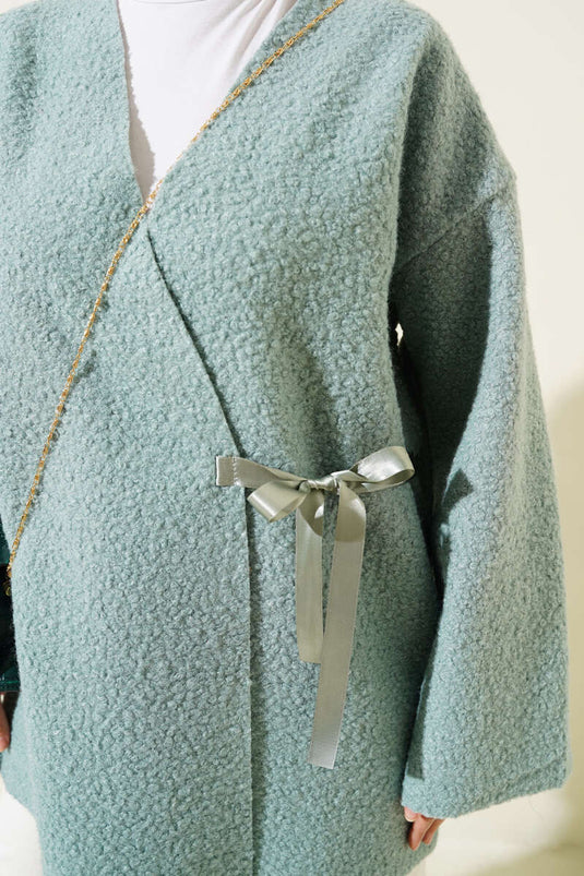 سترة بوكل أمامية بشريط نعناعي