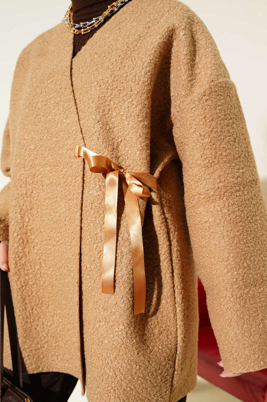 جاكيت بشريط أمامي، من فرو المنك