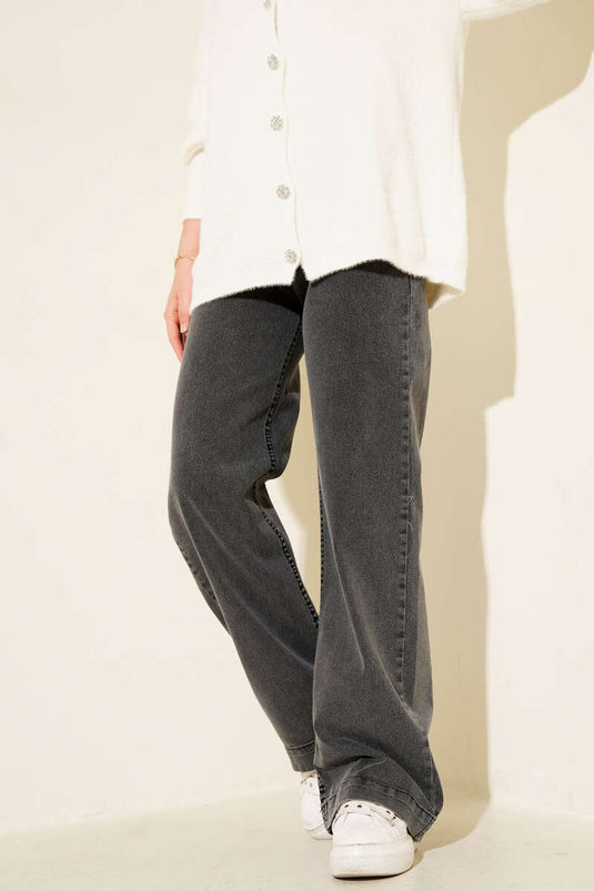 Weit geschnittene Jeans aus Denim mit Metallknöpfen vorne, anthrazitgrau.