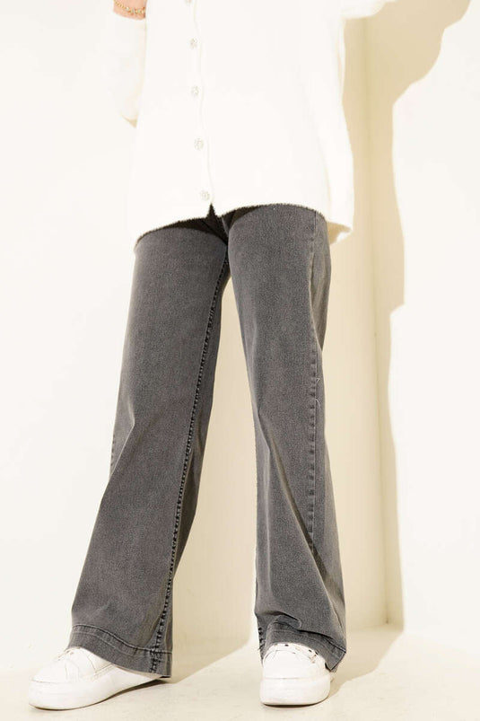 Weit geschnittene Jeans aus Denim mit Metallknöpfen vorne, anthrazitgrau.
