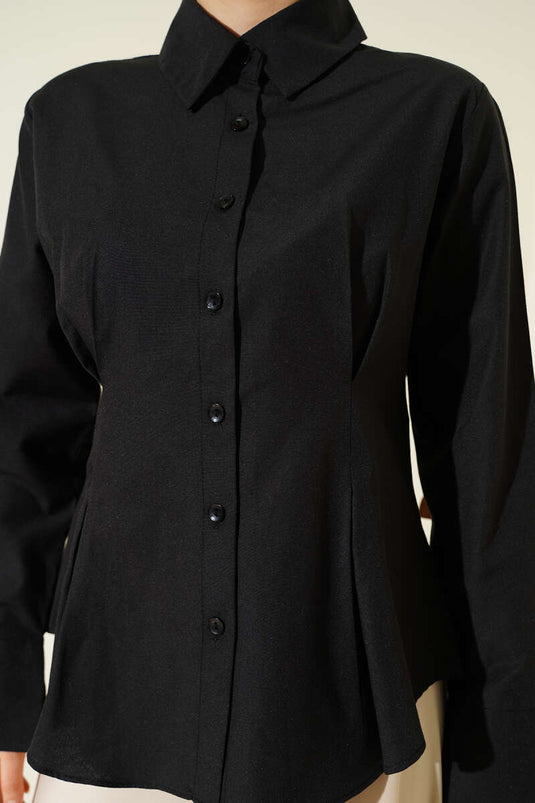 قميص قصير بتفاصيل طية أمامية باللون الأسود