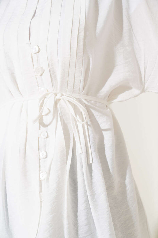 Chemise blanche à boutons Brit avec détail plissé à l'avant
