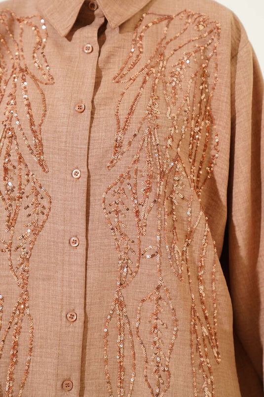 قميص لاتيه أساسي مع مقدمة مزينة بالترتر