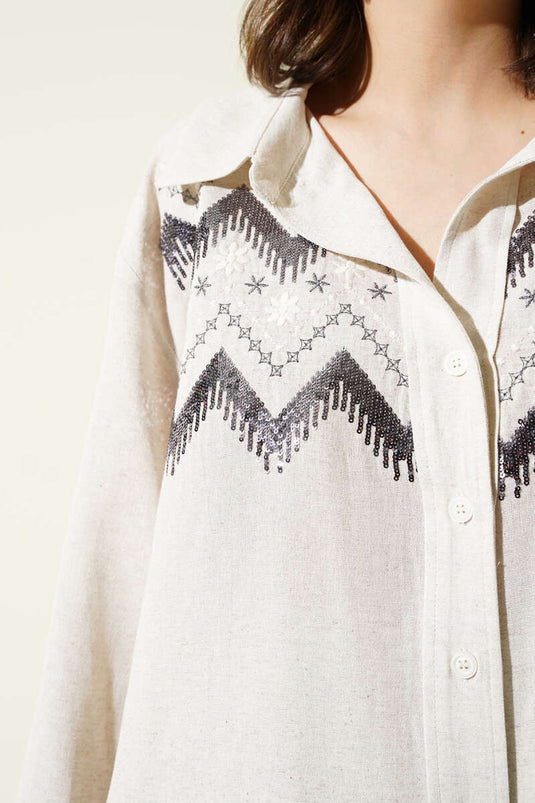 قميص كاجوال مطرز بالترتر وحجر على الجهة الأمامية