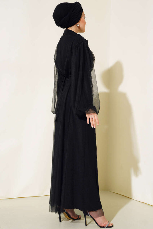 Abaya avec pierres et perles sur le devant, noir