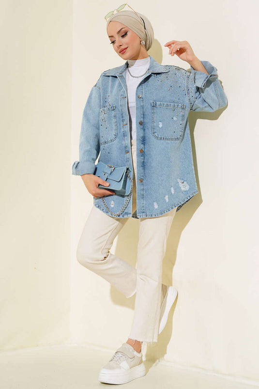 Veste en jean à double poche et empiècement strass sur le devant, bleue