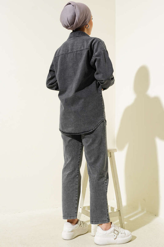 طقم جينز من قطعتين بأزرار ذهبية وواجهة حجرية - دخاني