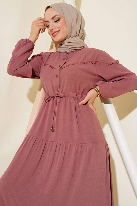 فستان متعدد الطبقات بنصف أزرار في الأمام، لون وردي مغبر