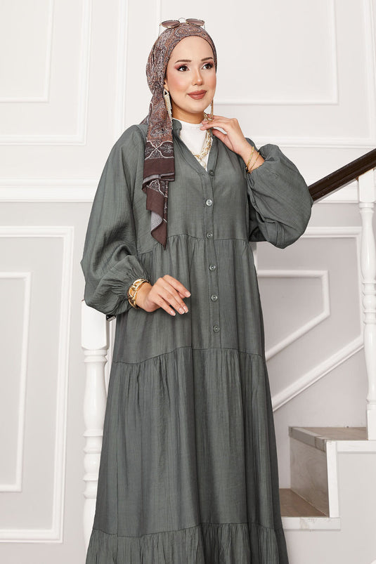 فستان كاكي بطبقات وأزرار أمامية نصفية