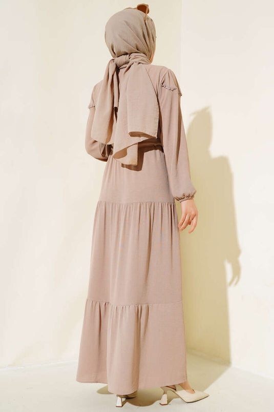 Robe à volants mi-boutonnée couleur vison