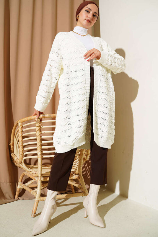 Cardigan en tricot avec motif en maille écru