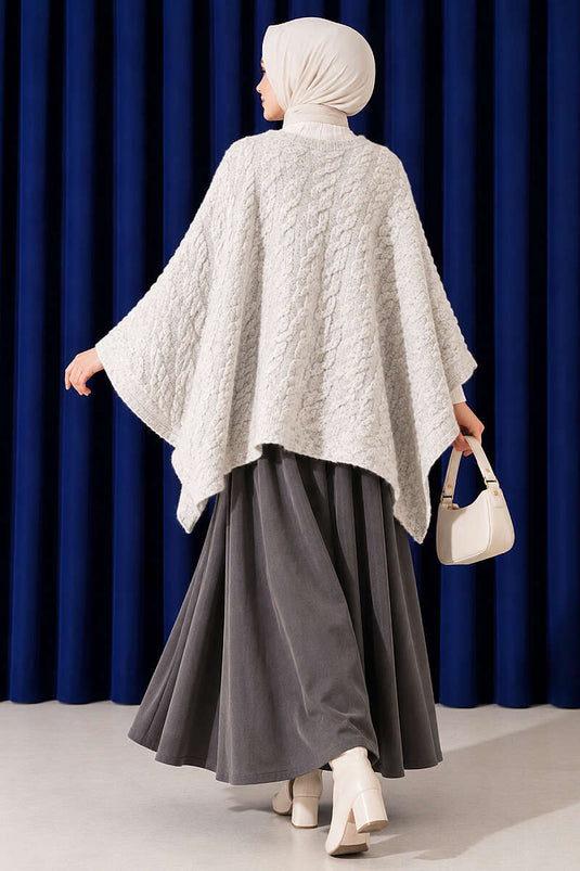 Poncho Lavorato Con Motivo Grigio