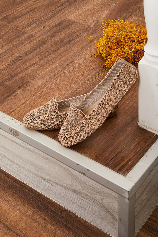 تفاصيل محبوكة من بابيت مينك