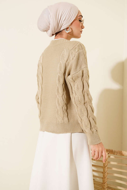 كنزة صوفية محبوكة بتفاصيل محبوكة، ذهبية اللون