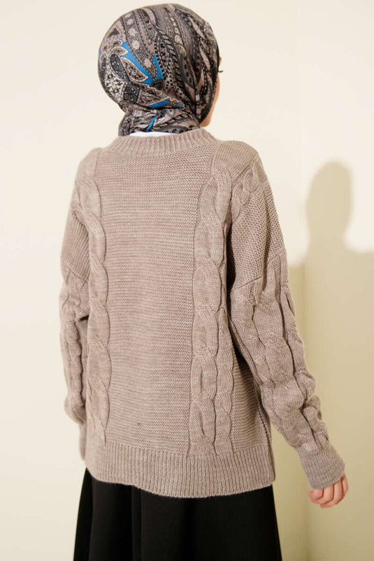 كنزة صوفية محبوكة بتفاصيل محبوكة، بيج