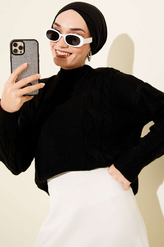 كنزة صوفية محبوكة بتفاصيل محبوكة، أسود