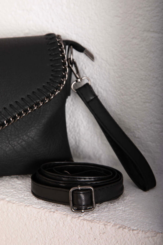 Borsa a Mano e a Spalla con Chiusura a Punto Maglia Nera