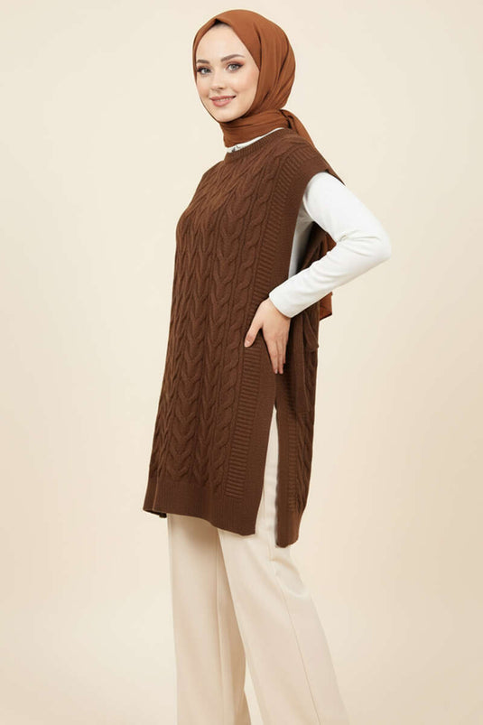 كنزة صوفية محبوكة برباط جانبي، لون قهوة
