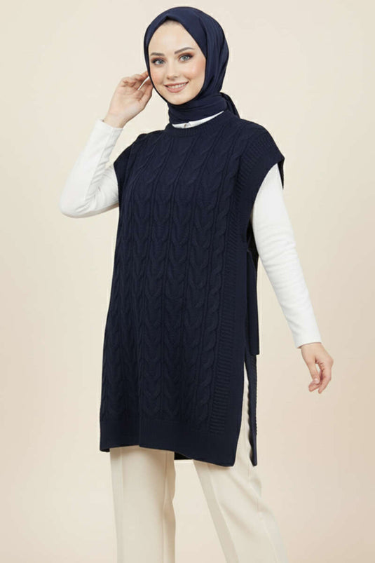 كنزة صوفية محبوكة برباط جانبي، لون أزرق داكن