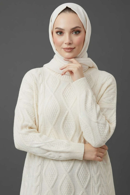 كنزة صوفية محبوكة، لون بيج فاتح