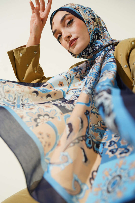 وشاح مزخرف بنقوش زهور أصلية، أزرق داكن