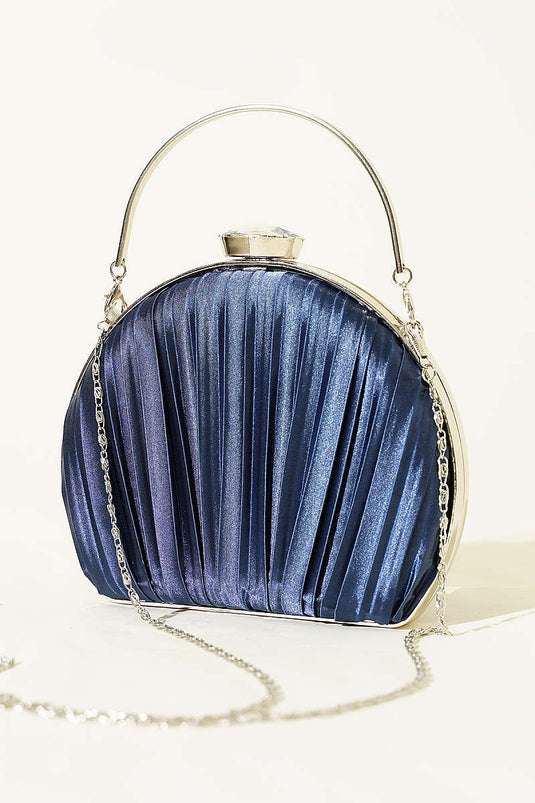 Sac de soirée plissé ovale en satin bleu marine