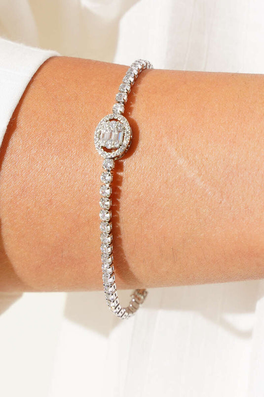 سوار فضي من حجر الممرات المائية البيضاوي