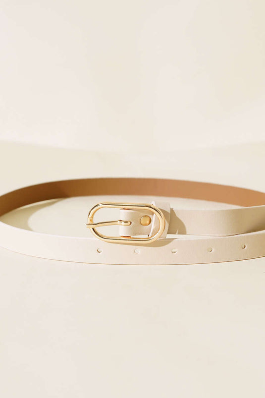 حزام رفيع بإبزيم بيضاوي اللون بيج