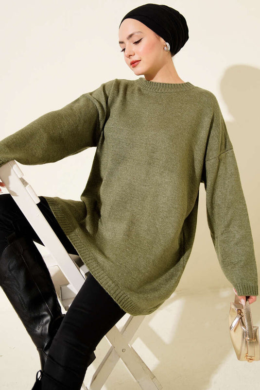 Maglione tunica oversize a spalla bassa verde oliva