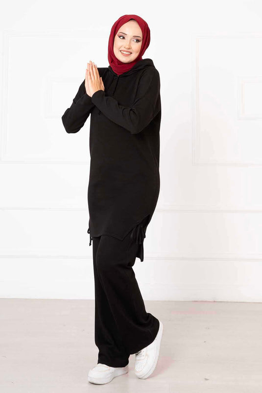 بدلة أويسو ذات قطعتين بغطاء رأس باللون الأسود