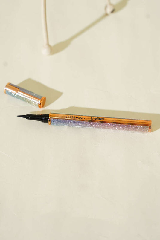 Delineador de ojos surtido con embalaje especial brillante