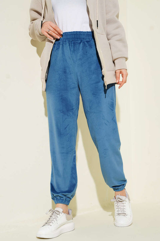 بنطال جوغر مخملي بخصر مطاطي بلون النيلي