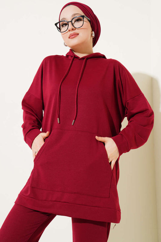 Ensemble deux pièces bordeaux à capuche et jambes élastiques
