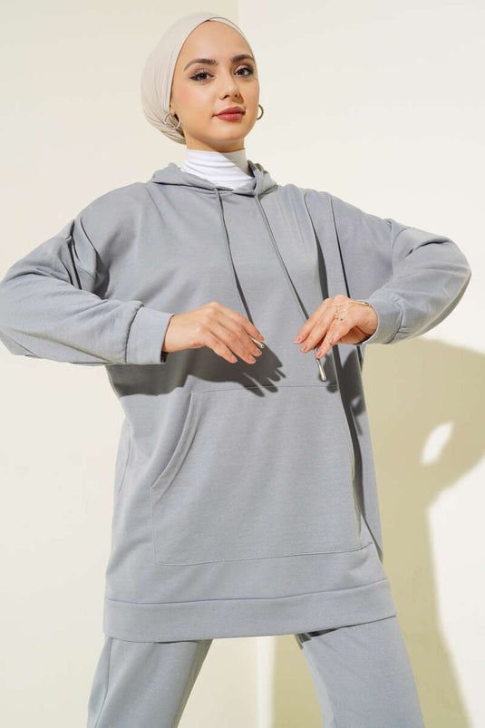 بدلة مزدوجة بغطاء رأس وأرجل مرنة باللون الرمادي الداكن