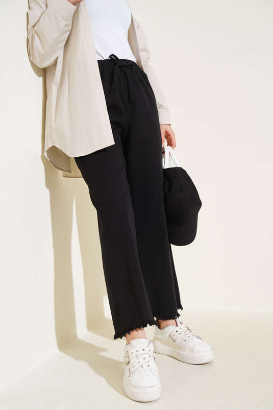 Paça Püsküllü İp Bağcık Detaylı Pantolon Siyah