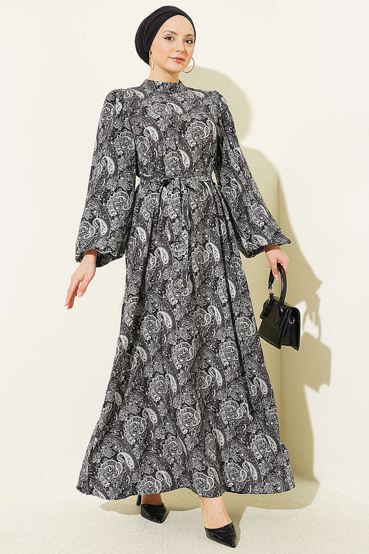 Robe à manches ballon avec ceinture et motif paisley noir