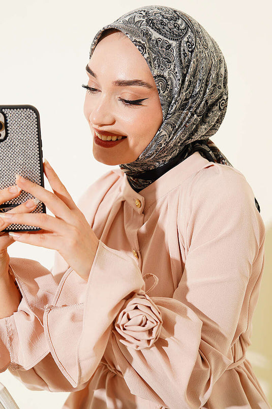 وشاح إسكارف أناقة نقش بيزلي أسود كريمي