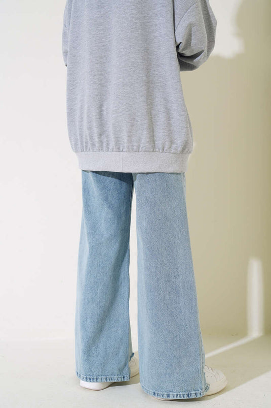 Palazzo-Jeans mit ausgefransten Beinen, Schneelicht