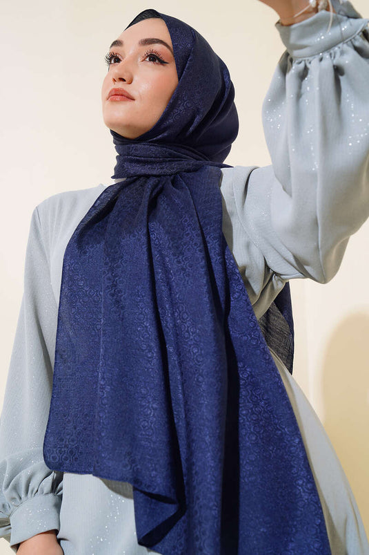شال من القطن الجاكار باللون الأزرق الداكن