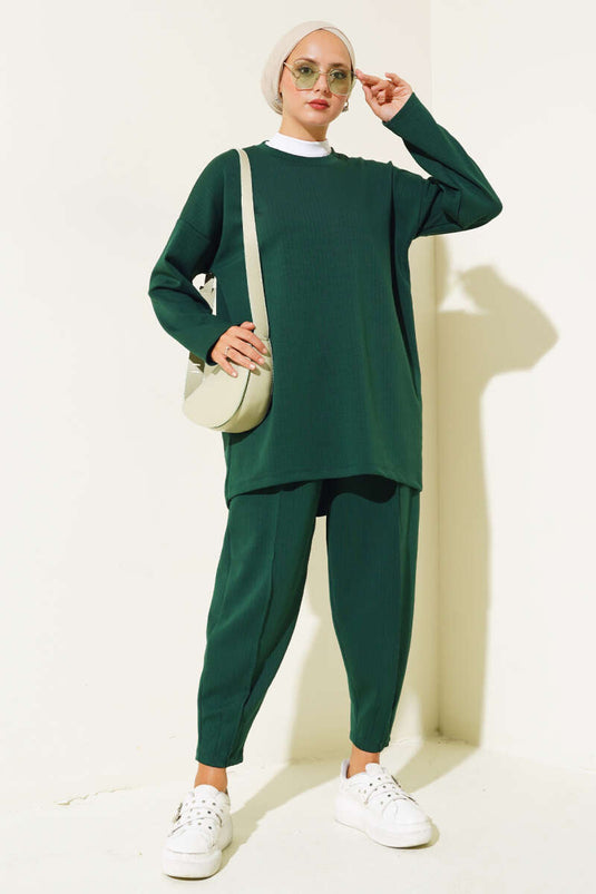 Emerald Loose Fit Two-Piece Set with Pants