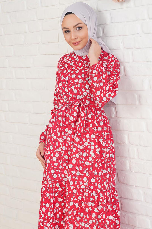 ديزي بريز فستان أحمر