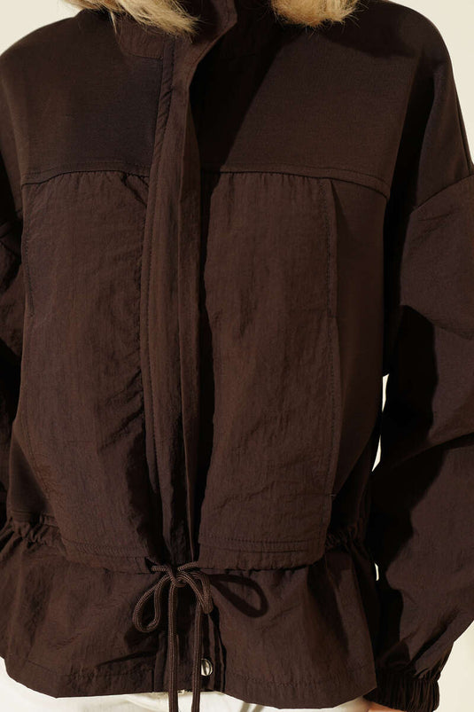Loose Short Jacket with Parachute Fabric Trim Brown